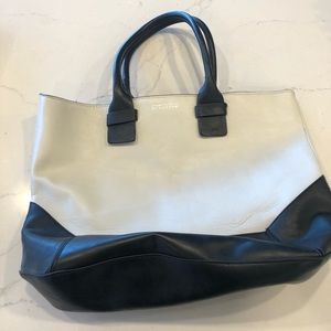 Kenneth Cole Reaction bag